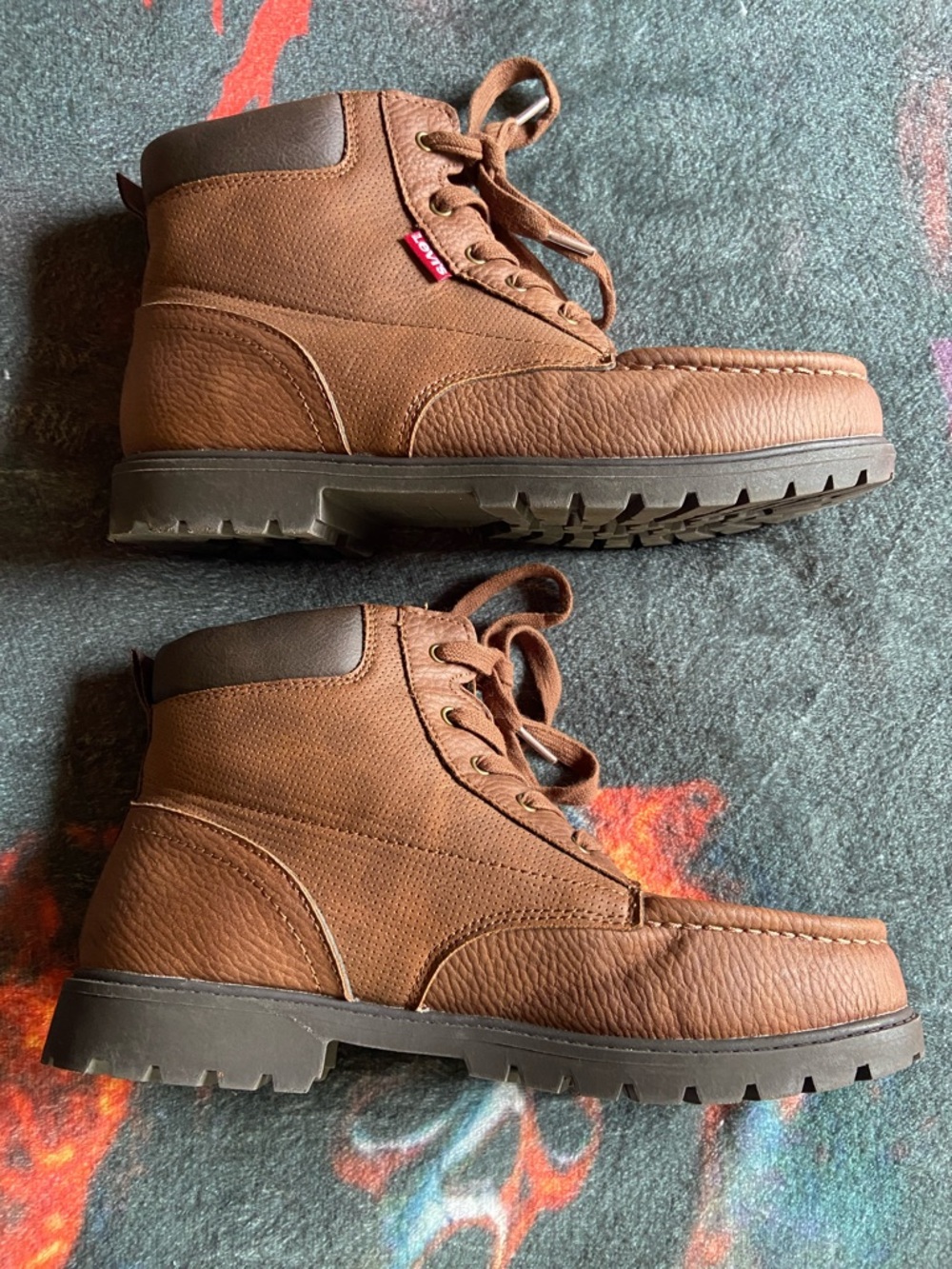NWOT Levi's Brown Lace-Up Boots Size 6.5